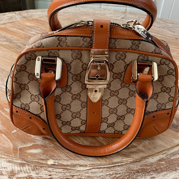 Authentic GUCCI Vintage Handbag Amazing Condition PRICE DROP! - Picture 2 of 14